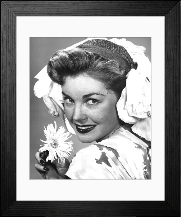 Framed Print : ESTHER WILLIAMS, portrait. 1948