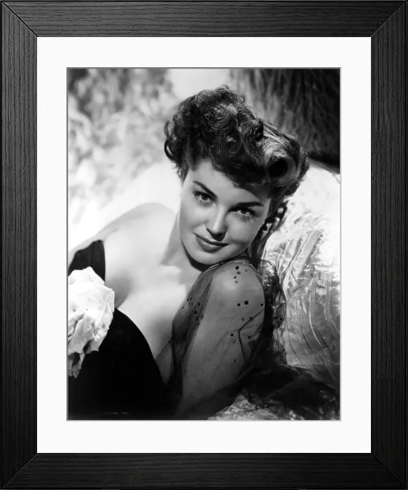Framed Print : ESTHER WILLIAMS, portrait Framed Print : ESTHER WILLIAMS, portrait