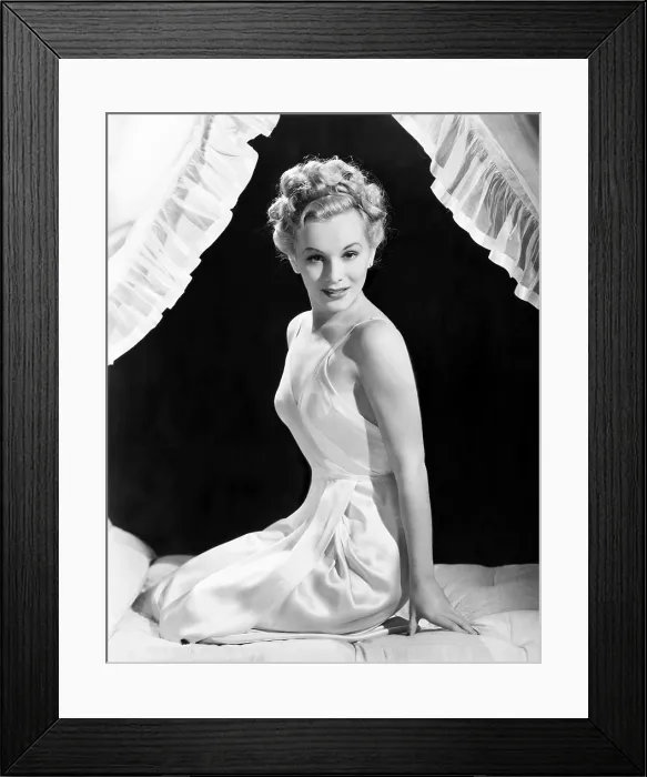 Framed Print : Eva Gabor, ca. mid-1940s