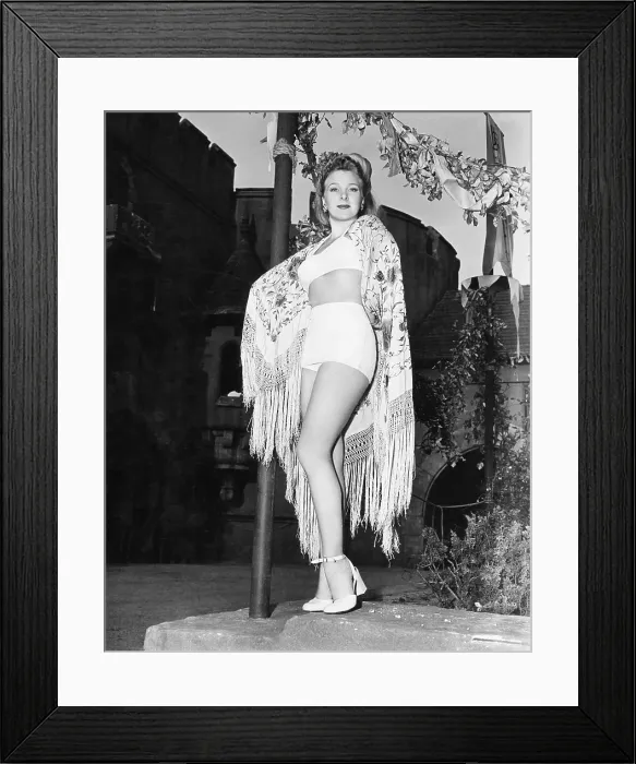 Framed Print : Evelyn Ankers, 1944 Framed Print : Evelyn Ankers, 1944
