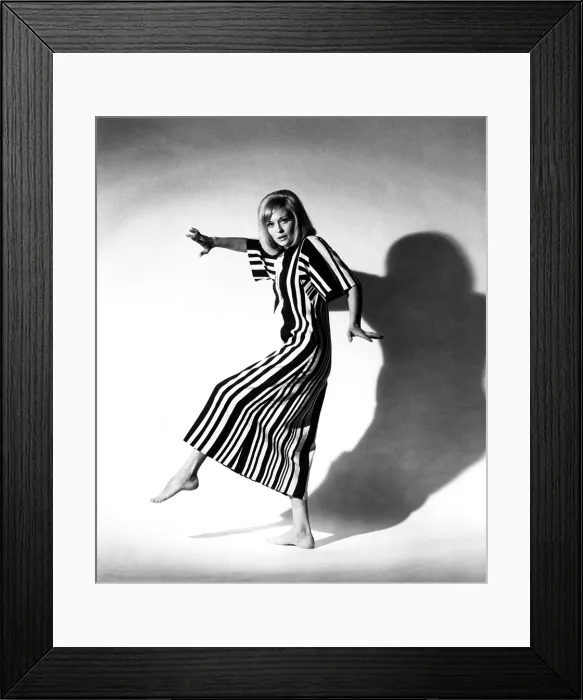 Framed Print : FAYE DUNAWAY, portrait c. 1960s