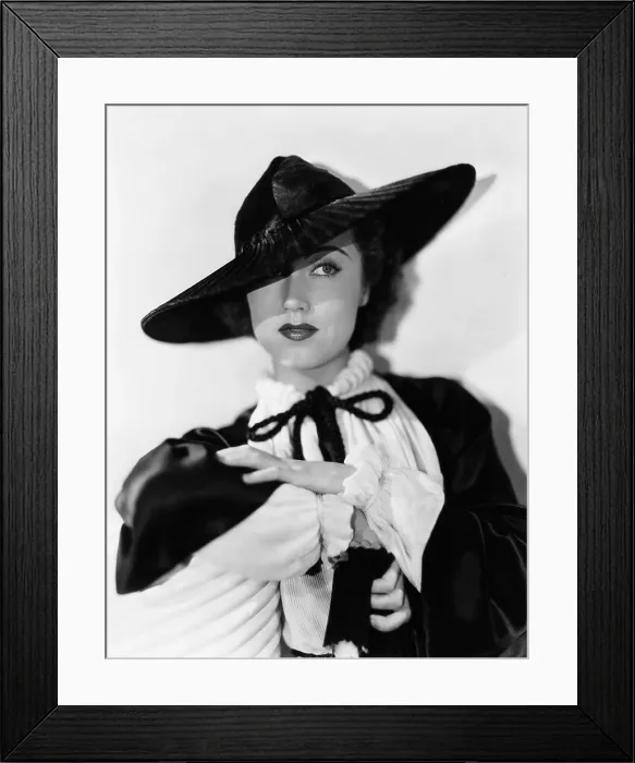 Framed Print : Fay Wray, ca. mid-1930s Framed Print : Fay Wray, ca. mid-1930s