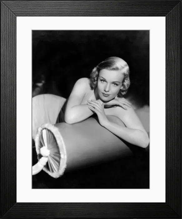 Framed Print : Frances Farmer, Paramount Pictures portrait, ca. 1936 Framed Print : Frances Farmer, Paramount Pictures portrait, ca. 1936