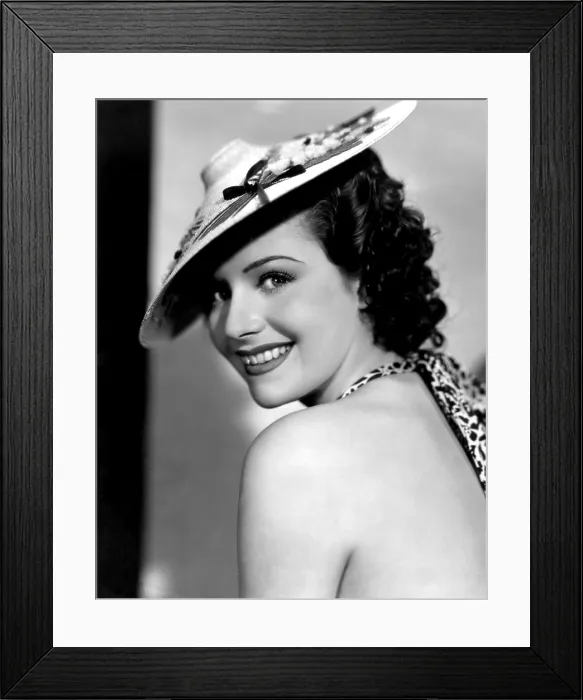Framed Print : Margaret Lockwood, ca. 1939