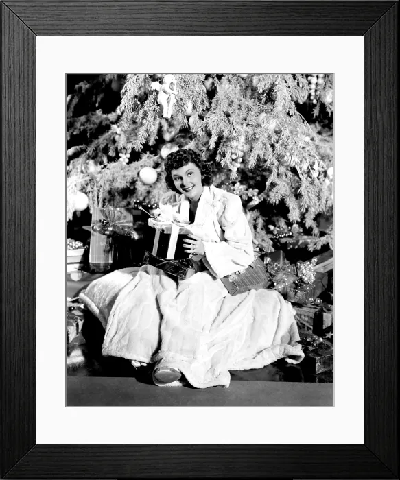 Framed Print : Mary Martin, 1940