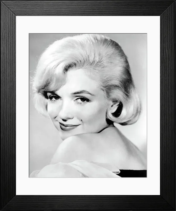 Framed Print : MARILYN MONROE, c. 1960s Framed Print : MARILYN MONROE, c. 1960s