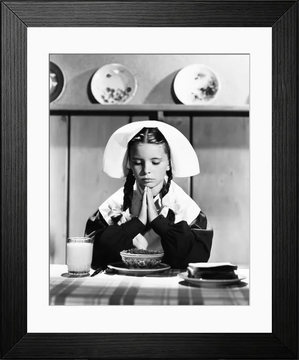 Framed Print : Margaret O'Brien giving pilgrim thanks for her blessings, MGM portrait, 1945