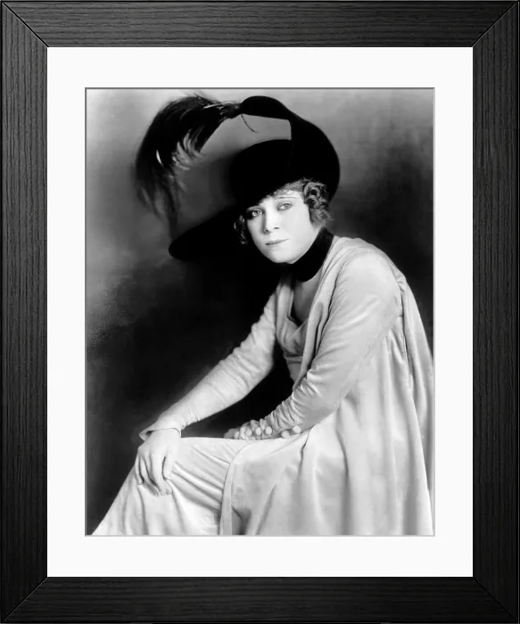 Framed Print : Mae West, in vaudeville, ca. late 1910s