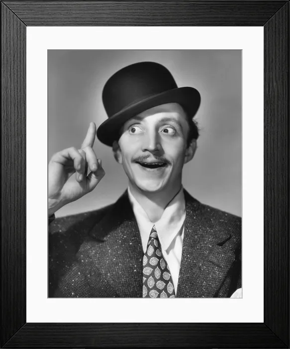 Framed Print : Mischa Auer campaigning to be become the mayor of Universal City, 1939 Framed Print : Mischa Auer campaigning to be become the mayor of Universal City, 1939