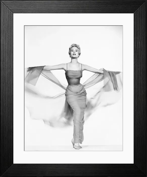 Framed Print : Mitzi Gaynor, ca. 1950s Framed Print : Mitzi Gaynor, ca. 1950s