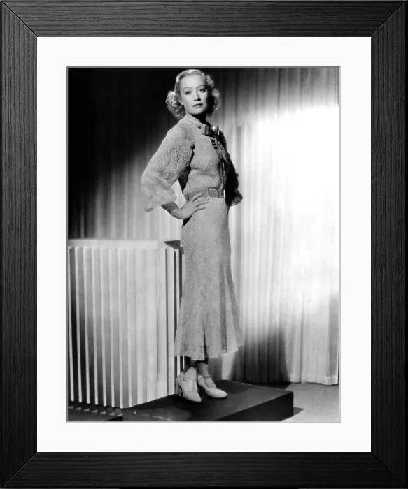 Framed Print : Miriam Hopkins, 1933 Framed Print : Miriam Hopkins, 1933