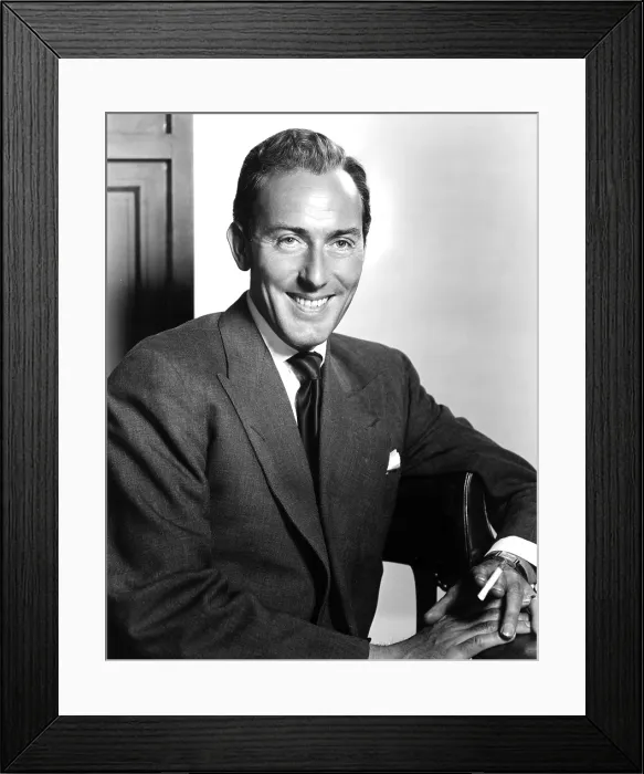 Framed Print : MICHAEL WILDING, portrait