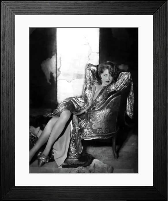 Framed Print : Norma Shearer, photo by George Hurrell, 1930 Framed Print : Norma Shearer, photo by George Hurrell, 1930