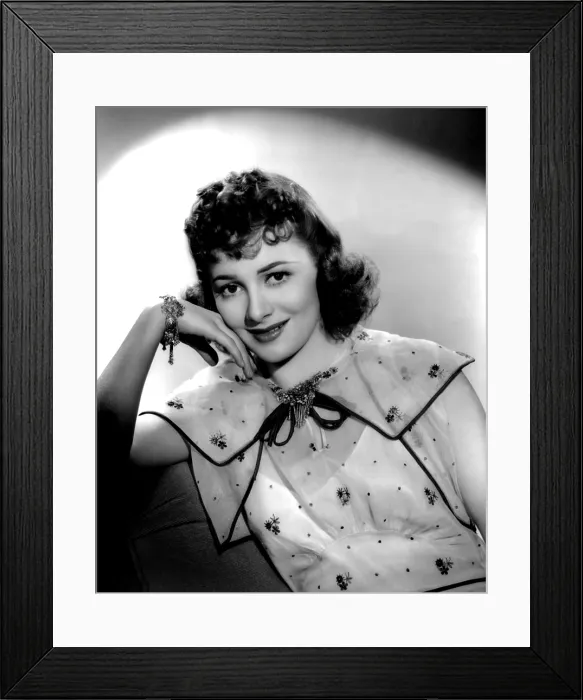Framed Print : OLIVIA DE HAVILLAND, Warner Brothers, 1938