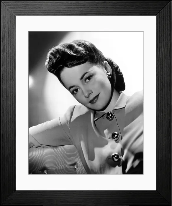 Framed Print : Olivia De Havilland, 1943 Framed Print : Olivia De Havilland, 1943