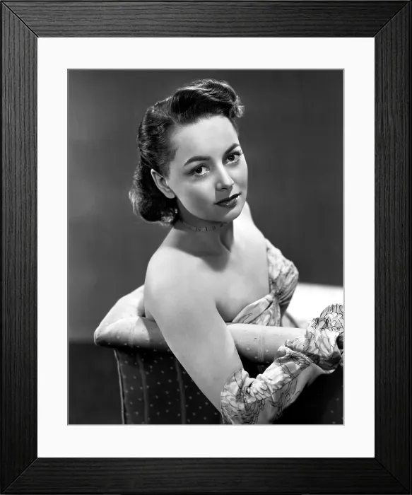 Framed Print : Olivia De Havilland, 1946 Framed Print : Olivia De Havilland, 1946