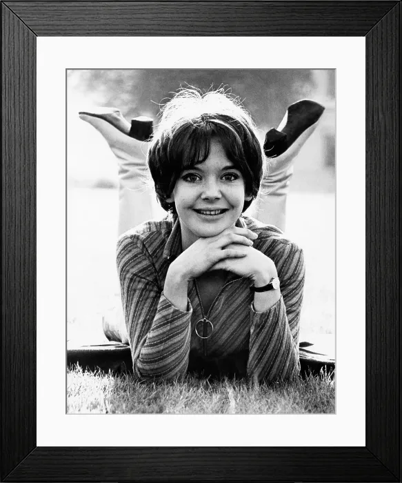 Framed Print : Pamela Franklin, London, 1967 Framed Print : Pamela Franklin, London, 1967
