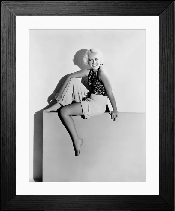 Framed Print : Newly signed Hal Roach starlet Paulette Goddard, 1932 Framed Print : Newly signed Hal Roach starlet Paulette Goddard, 1932