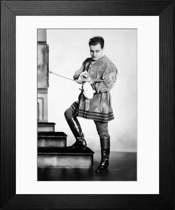 Framed Print : Opera singer Beniamino Gigli in TOSCA, ca. 1920s