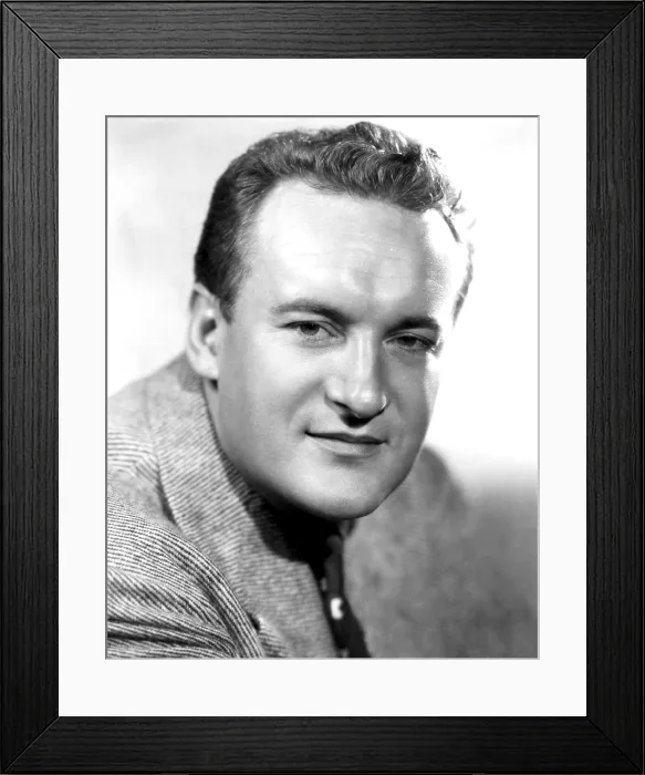 Framed Print : George Sanders, ca. 1942 Framed Print : George Sanders, ca. 1942