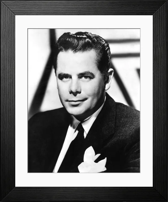 Framed Print : Glenn Ford, portrait ca. 1940s