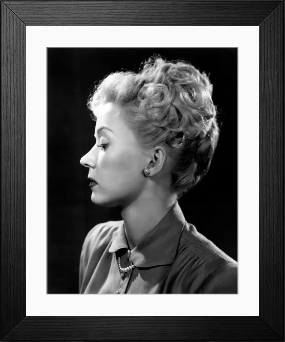 Framed Print : Gloria Grahame, 1949 Framed Print : Gloria Grahame, 1949