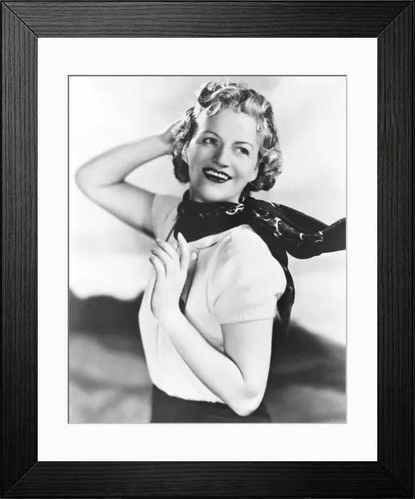 Framed Print : Gracie Fields, ca. mid-late 1930s