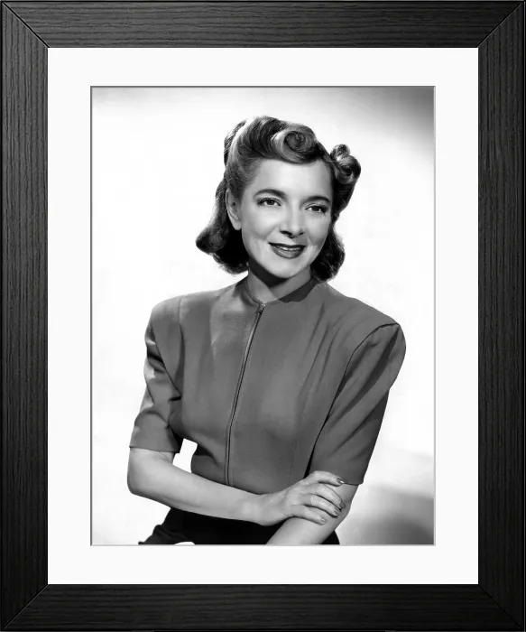 Framed Print : Helen Hayes, 1940 Framed Print : Helen Hayes, 1940