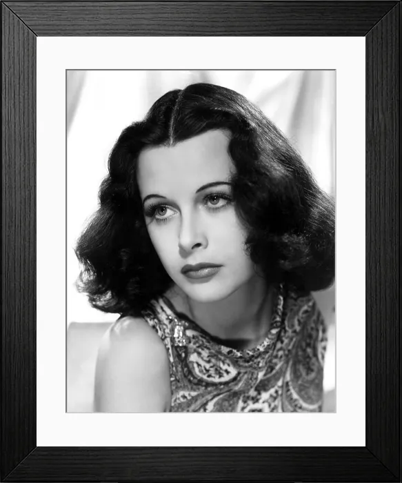 Framed Print : HEDY LAMARR, c. early 1940s Framed Print : HEDY LAMARR, c. early 1940s