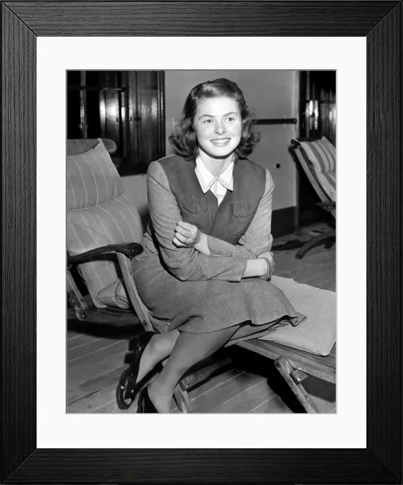 Framed Print : INGRID BERGMAN, on boat in New York-January 12th, 1940 Framed Print : INGRID BERGMAN, on boat in New York-January 12th, 1940