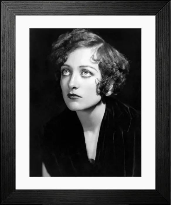 Framed Print : Joan Crawford, MGM portrait, ca. 1929 Framed Print : Joan Crawford, MGM portrait, ca. 1929