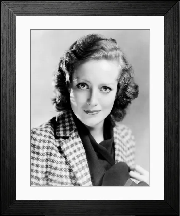 Framed Print : Joan Crawford, 1931 Framed Print : Joan Crawford, 1931