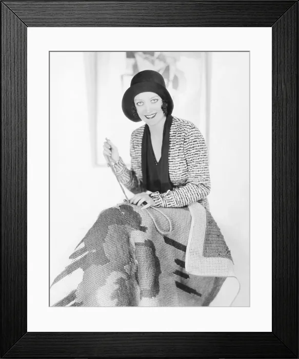 Framed Print : Joan Crawford doing needlepoint, 1932