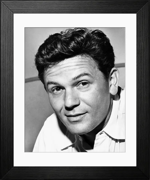 Framed Print : John Garfield, 1940s Framed Print : John Garfield, 1940s