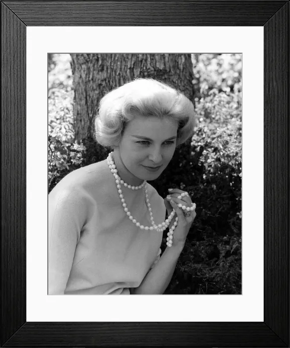 Framed Print : Joanne Woodward, ca. 1950s Framed Print : Joanne Woodward, ca. 1950s