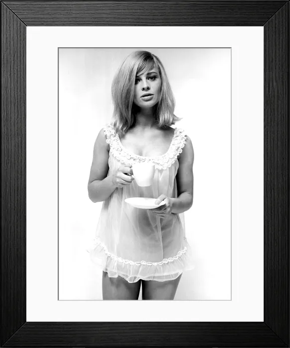 Framed Print : Julie Christie in the mid 1960s Framed Print : Julie Christie in the mid 1960s