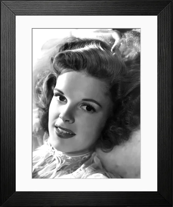 Framed Print : Judy Garland, 1943 Framed Print : Judy Garland, 1943