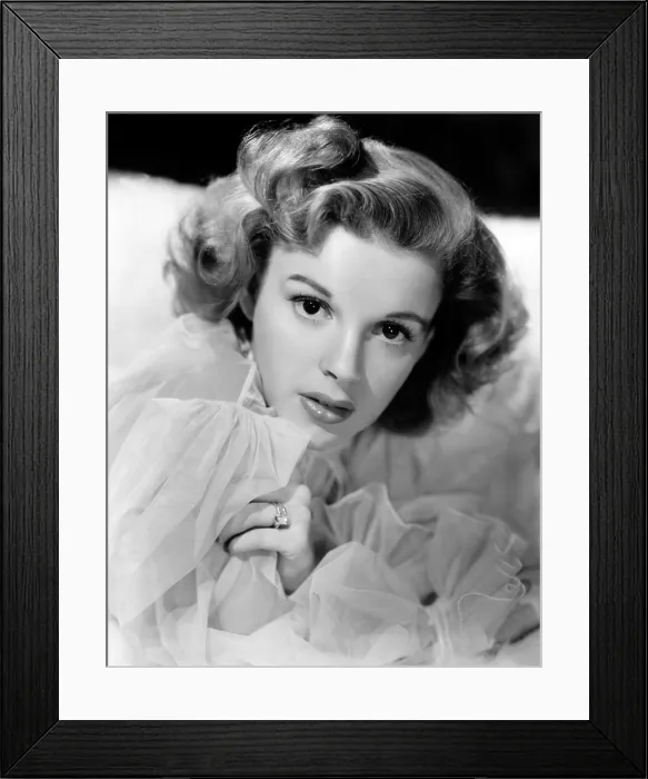 Framed Print : Judy Garland, 1943 Framed Print : Judy Garland, 1943