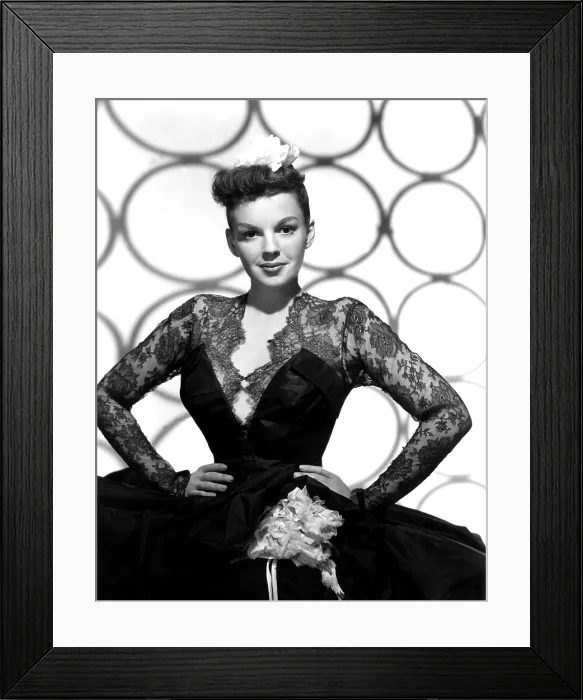 Framed Print : Judy Garland, portrait, 1947 Framed Print : Judy Garland, portrait, 1947