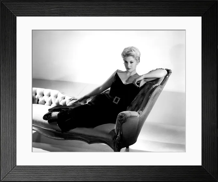 Framed Print : KIM NOVAK, Columbia Pictures, 1950s Framed Print : KIM NOVAK, Columbia Pictures, 1950s