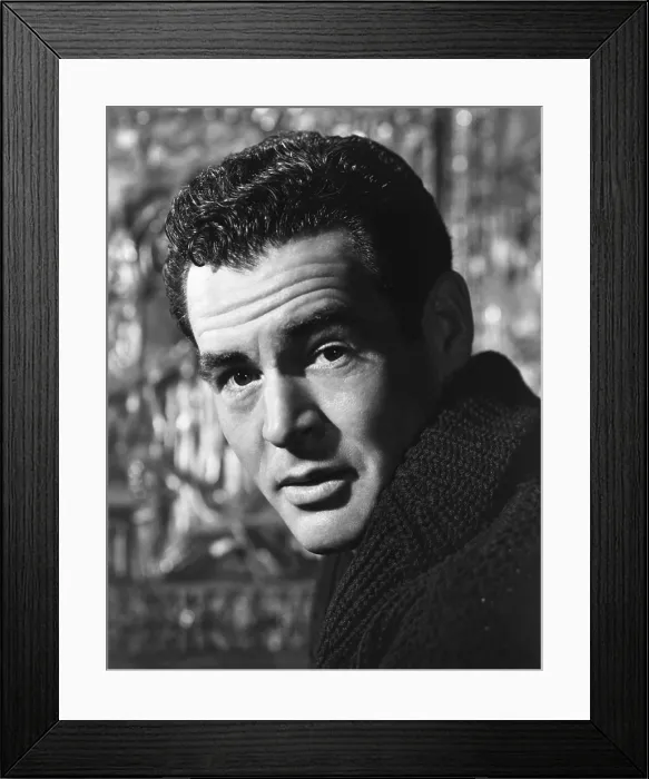 Framed Print : Robert Ryan, 1947 Framed Print : Robert Ryan, 1947