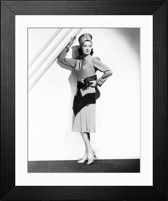 Framed Print : Rosalind Russell in dress designed by Irene, 1940 Framed Print : Rosalind Russell in dress designed by Irene, 1940