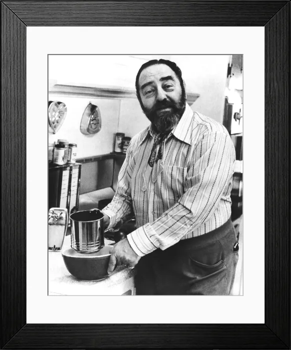 Framed Print : Sebastian Cabot at home, 1972 Framed Print : Sebastian Cabot at home, 1972