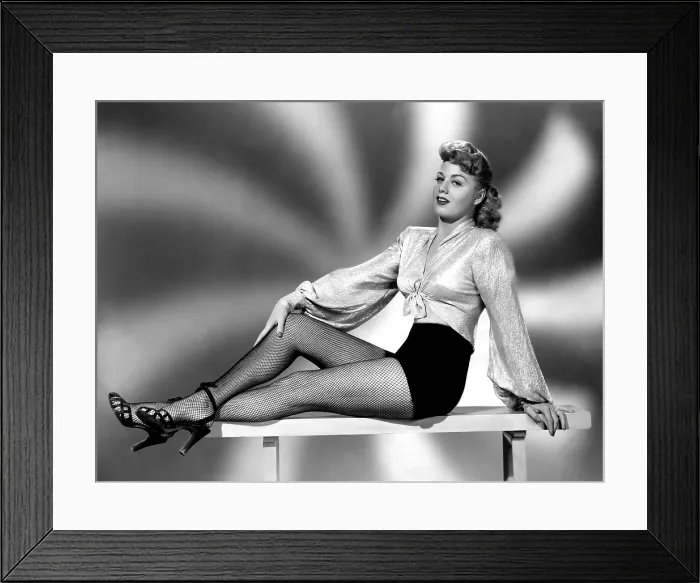 Framed Print : SHELLEY WINTERS, portrait circa 1940s Framed Print : SHELLEY WINTERS, portrait circa 1940s