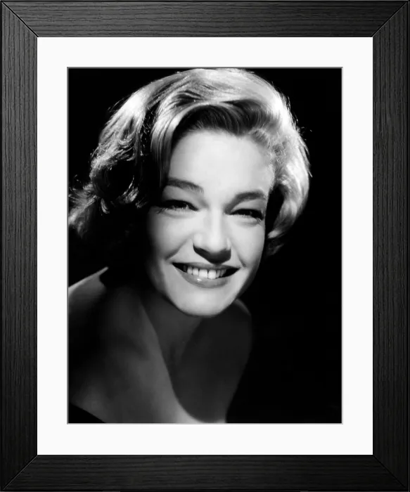 Framed Print : Simone Signoret, 1958 Framed Print : Simone Signoret, 1958