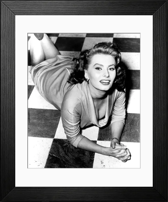 Framed Print : Sophia Loren, circa 1950s Framed Print : Sophia Loren, circa 1950s