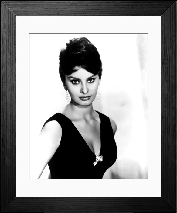 Framed Print : SOPHIA LOREN, 1960