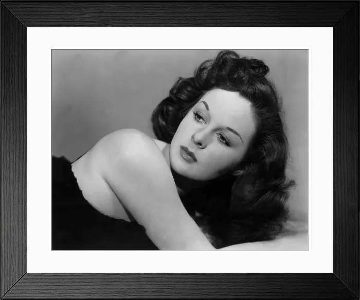 Framed Print : SUSAN HAYWARD, portrait, circa 1942