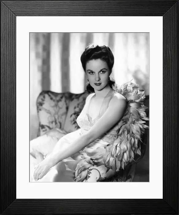 Framed Print : Susan Hayward, ca. early 1940s Framed Print : Susan Hayward, ca. early 1940s