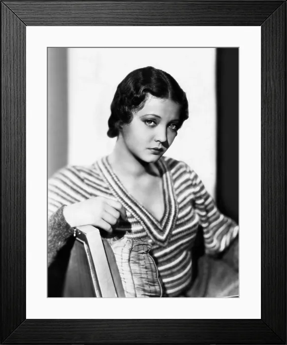 Framed Print : Sylvia Sidney, early 1930s Framed Print : Sylvia Sidney, early 1930s